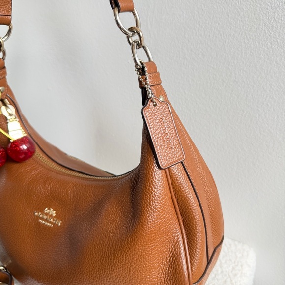 Coach East West Harley Hobo Bag Shoulder/Crossbody Strap Cognac Brown - Picture 5 of 12